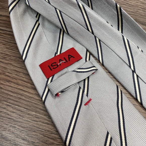 ISAIA 7 Fold Silver w/ Black & White Stripe Tie - Picture 2 of 7